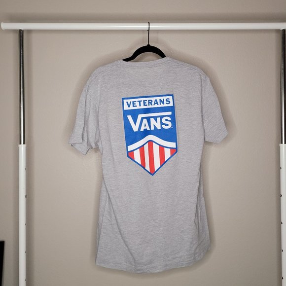 SUPER RARE Vans Employee Veterans T-Shirt Size: Large - Picture 2 of 3
